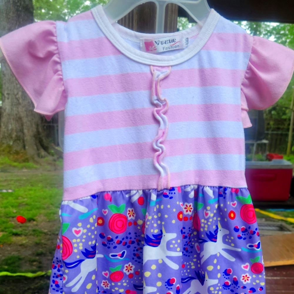 Girls size 100 (3T) unicorn ruffle outfit
